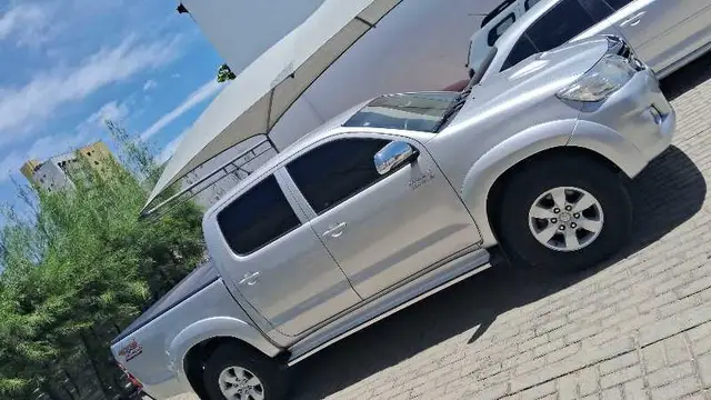 Carro Toyota Hilux Cabine Dupla 2014 Hilux 3.0 TDI 4x4 CD SRV (Aut)