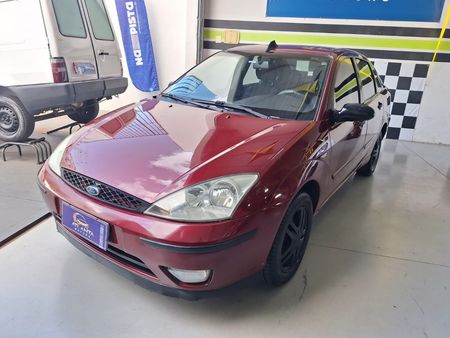 Focus Sedan Ghia 2.0 16V Duratec
