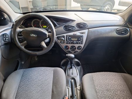 Focus Sedan Ghia 2.0 16V Duratec