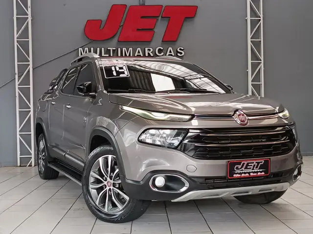 Carro Fiat Toro 2019 Volcano 2.0 diesel AT9 4x4