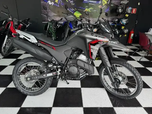 Yamaha XTZ 250 Lander Connected