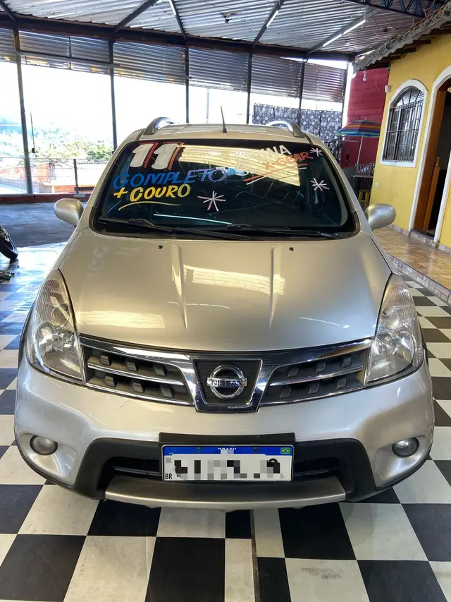 Carro Nissan Livina 2011 X-Gear SL 1.6 16V (flex)