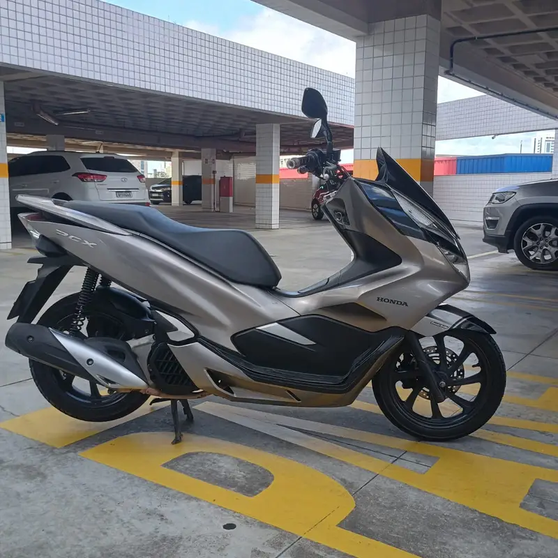 Honda PCX 150 DLX