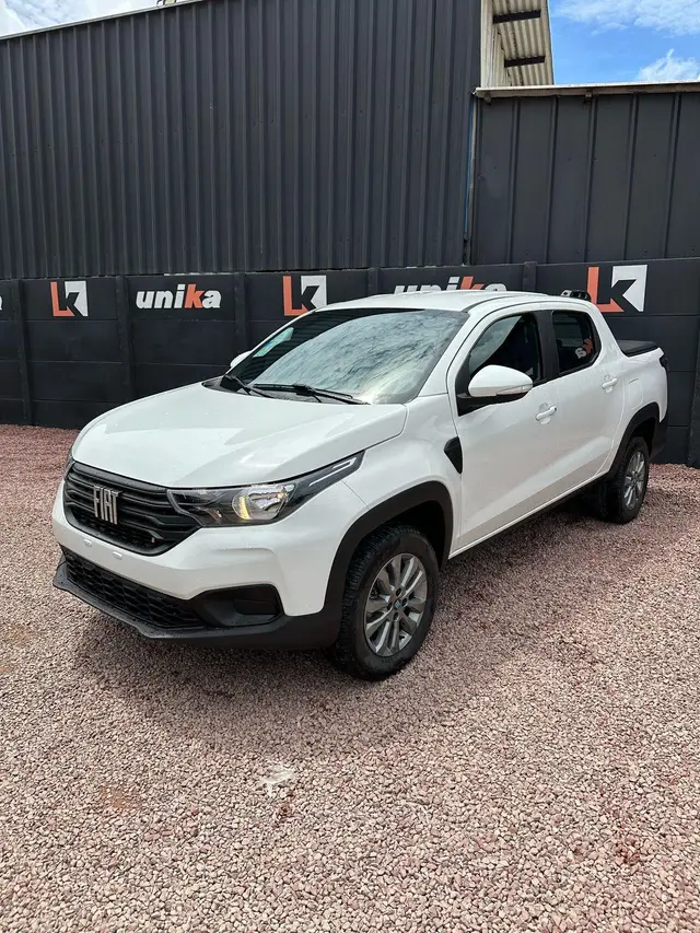 Carro Fiat Strada 2025 Freedom 1.3 Flex 8V CD