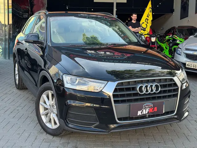 Carro Audi Q3 2017 1.4 TFSI Ambiente S Tronic (Flex)