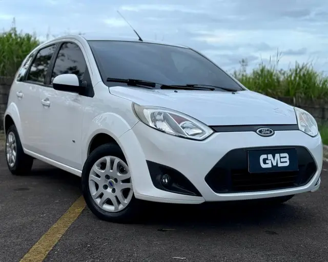 Carro Ford Fiesta Hatch 2014 SE Rocam 1.6 (Flex)