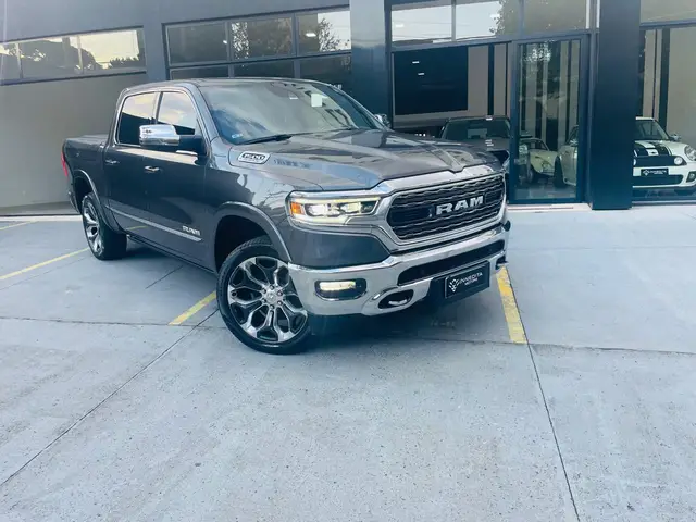 Carro RAM 1500 2023 Limited 5.7
