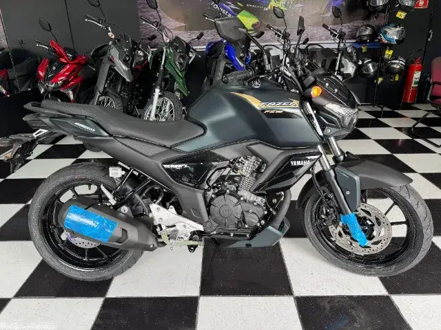 Yamaha Fazer FZ15 ABS Connected