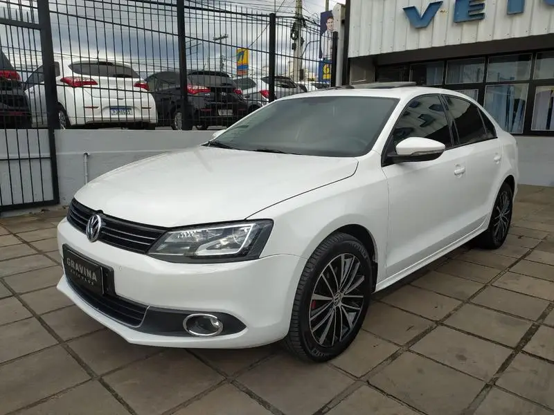 Volkswagen Jetta 2.0 TSI Highline DSG