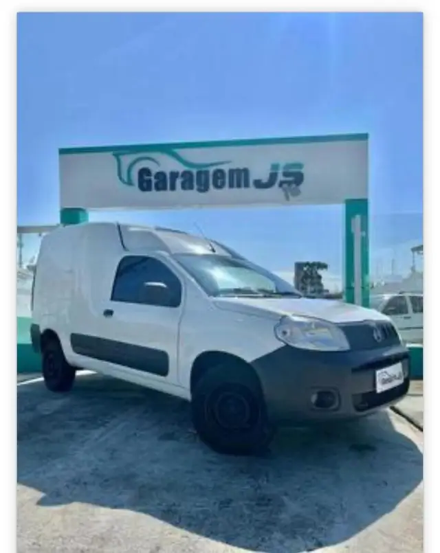 Carro Fiat Fiorino 2016 Furgão Celebration 1.4 Evo (Flex)