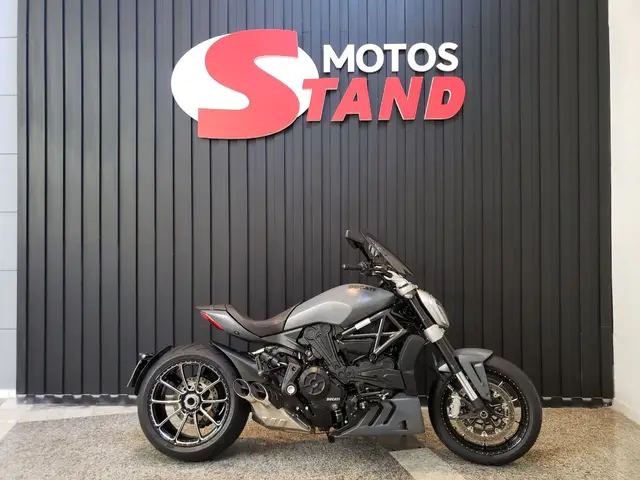 Carro Ducati Diavel 2021 XDIAVEL DARK 1262