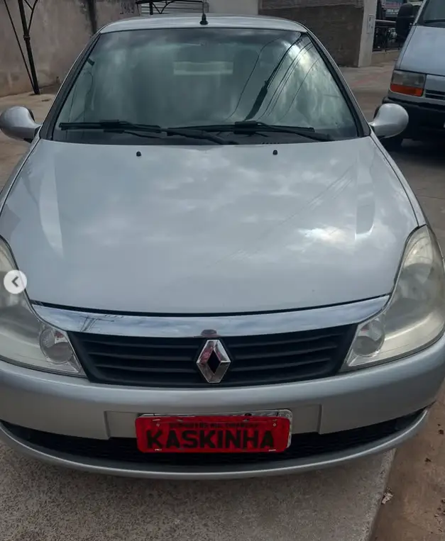 Carro Renault Symbol 2013 1.6 16V Privilège (flex)