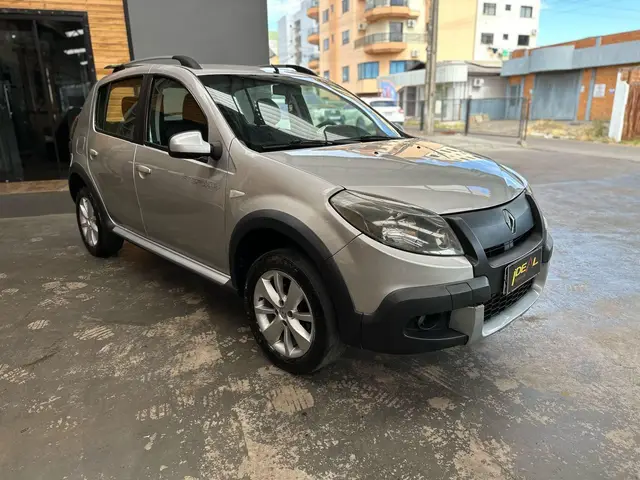 Carro Renault Sandero Stepway 2012 1.6 16V (Flex)