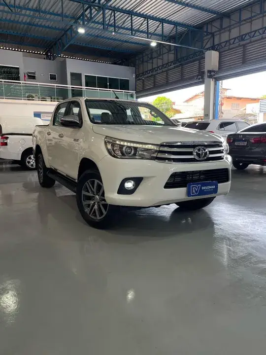 Toyota Hilux Cabine Dupla Hilux 2.8 TDI CD SRX 50th 4x4 (Aut)