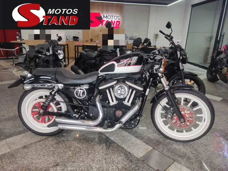 Harley-Davidson Sportster XL 883 Roadster