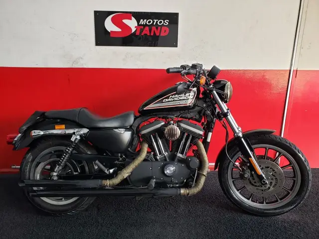 Carro Harley-Davidson Sportster XL 883 2011 Roadster