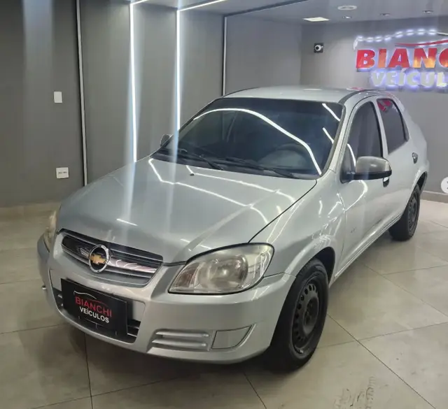 Carro Chevrolet Prisma 2011 Joy 1.0 (Flex)