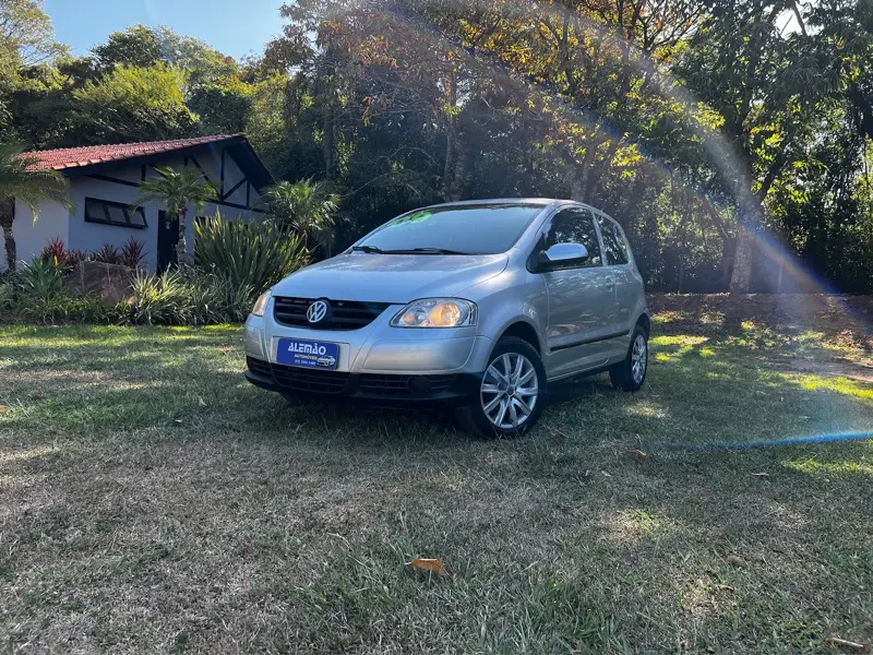 Volkswagen Fox Trend 1.0 8V (Flex)