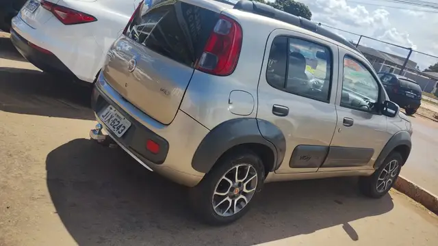 Carro Fiat Uno 2012 Way 1.0 8V (Flex) 4p