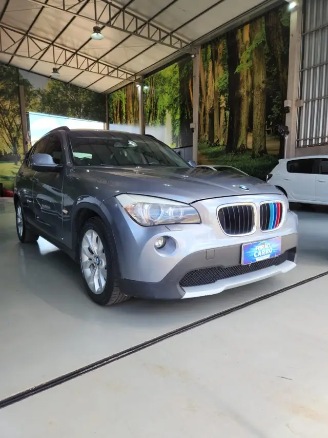 Carro BMW X1 2012 2.0 16V sDrive18i
