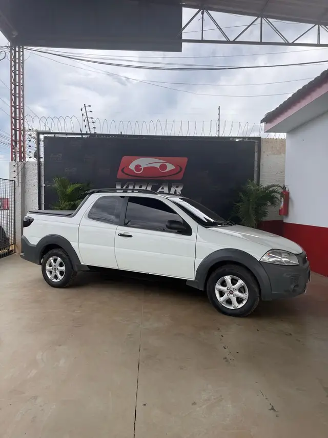 Carro Fiat Strada 2016 Working 1.4 (Flex) (Cabine Dupla)