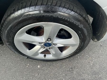 Focus Hatch GLX 2.0 16V (Flex) (Aut)