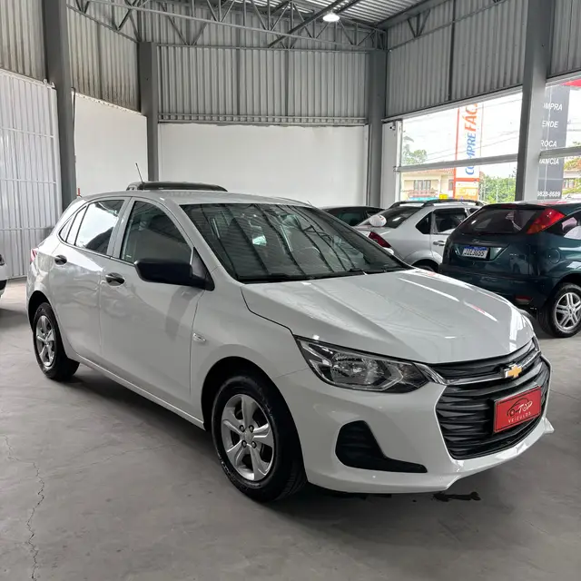 Carro Chevrolet Onix 2022 1.0 (Flex)