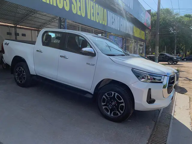 Carro Toyota Hilux Cabine Dupla 2025 SRX 4x4 2.8 Diesel