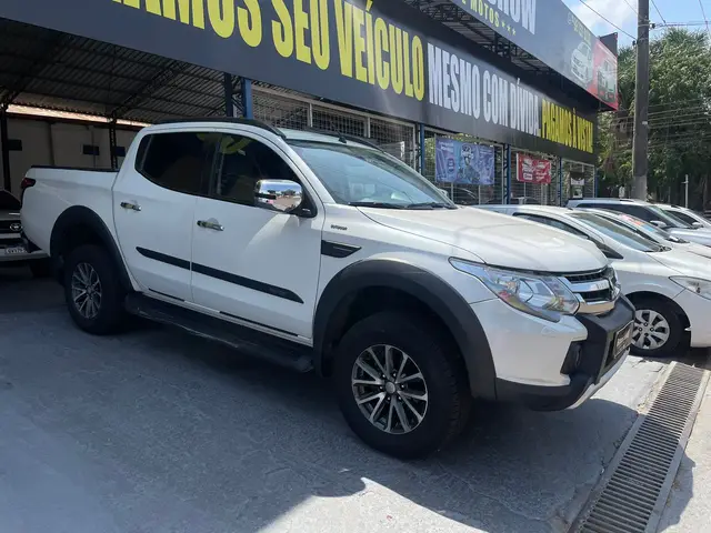 Carro Mitsubishi L200 Triton Sport 2021 Sport 2.4 DID-H HPE-S 4WD (Aut)