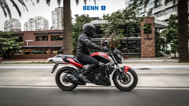Carro Bajaj Dominar 250 2025 250