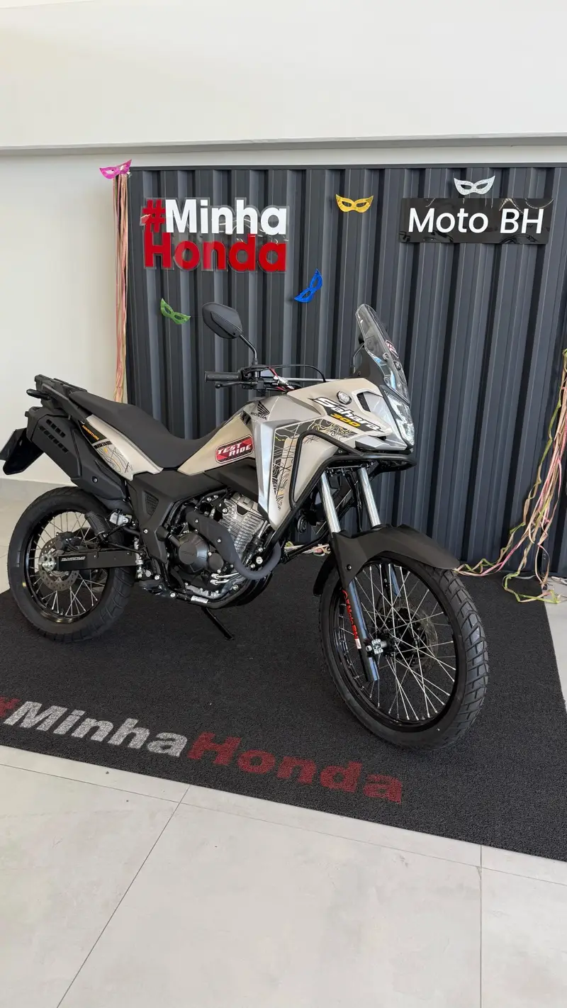 Honda XRE Sahara 300 Adventure