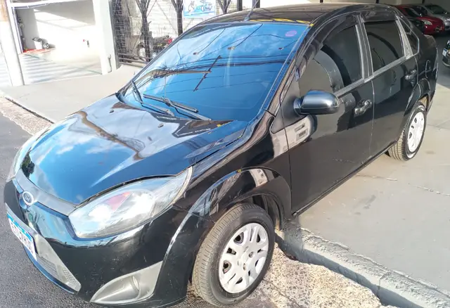 Carro Ford New Fiesta Sedan 2011 SE 1.6 (Flex)