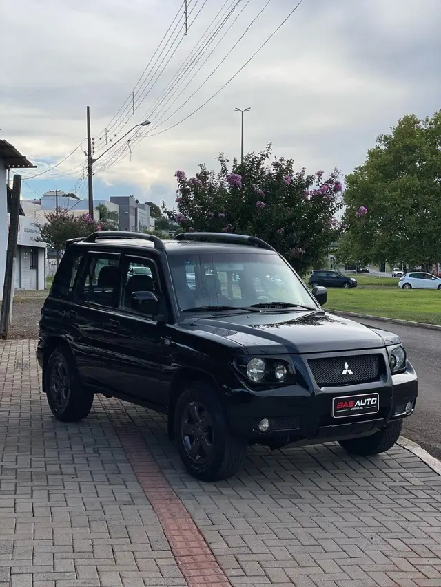 Carro Mitsubishi Pajero TR4 2007 2.0 16V (aut)
