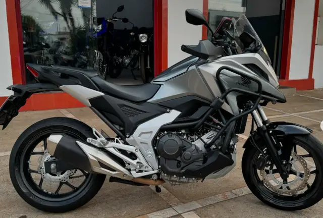 Carro Honda NC 750X 2024 ABS
