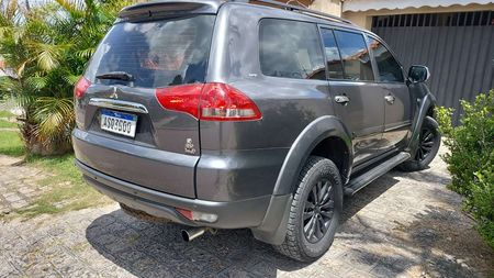Pajero Dakar 3.2 HPE 4WD (Aut)