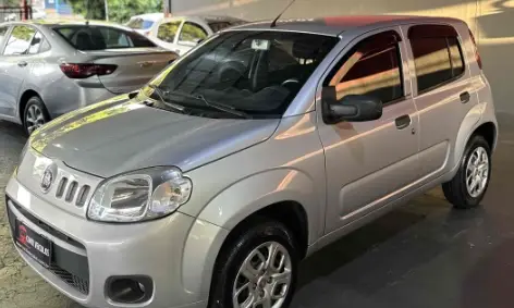 Carro Fiat Uno 2014 Vivace College 1.0 8V (Flex) 4p