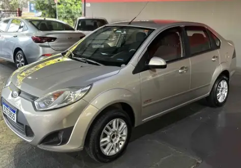 Carro Ford Fiesta Sedan 2012 1.6 (Flex)