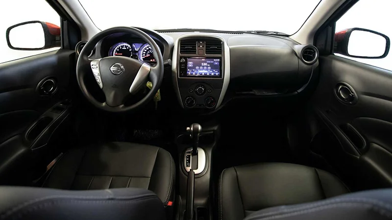 Nissan Versa V-Drive 1.6 Plus (flex) (Aut)