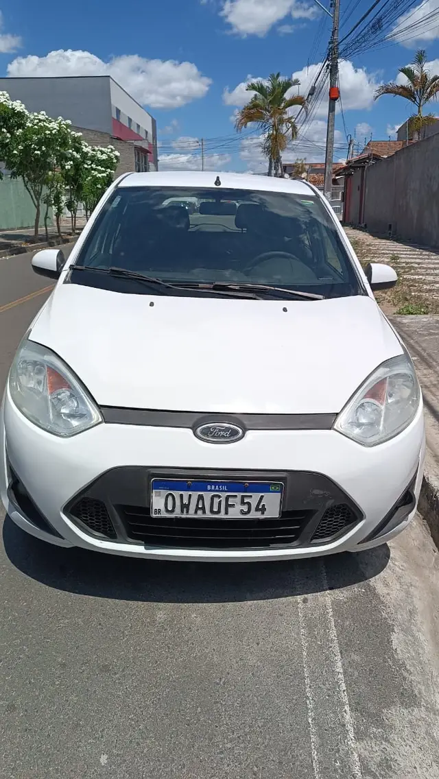 Carro Ford Fiesta Hatch 2014 S Rocam 1.0 (Flex)