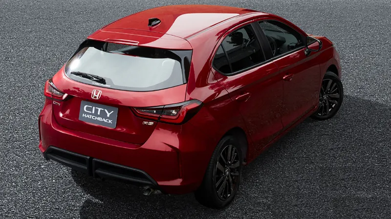 Honda City hatch, turbo e com bancos mágicos, vai matar o Fit no Brasil