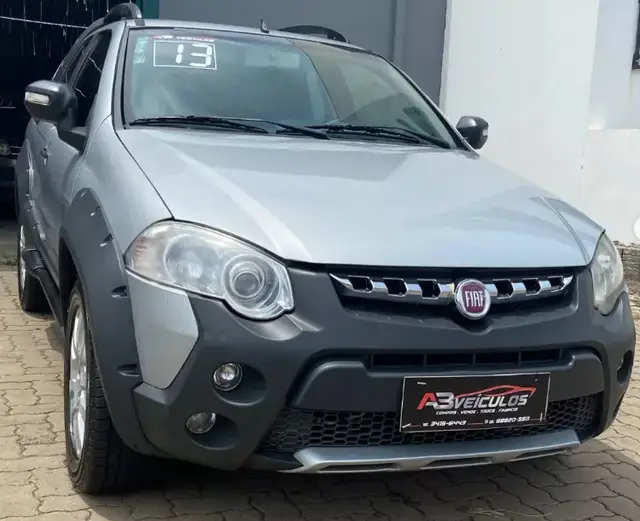 Carro Fiat Strada 2013 Adventure 1.8 16V (Flex) (Cabine Dupla)