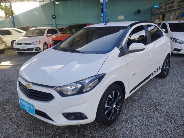 Carro Chevrolet Onix 2018 1.4 LT SPE/4 (Aut)