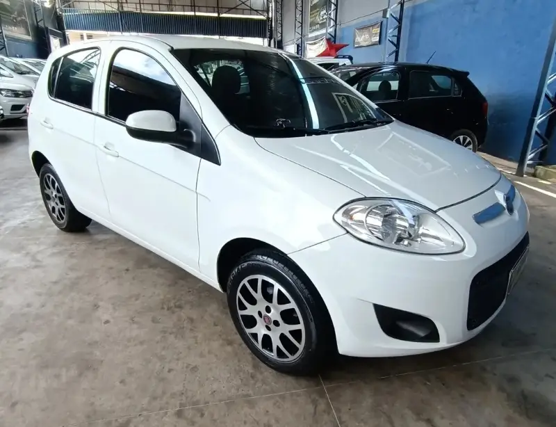 Fiat Palio Attractive 1.4 Evo (Flex)
