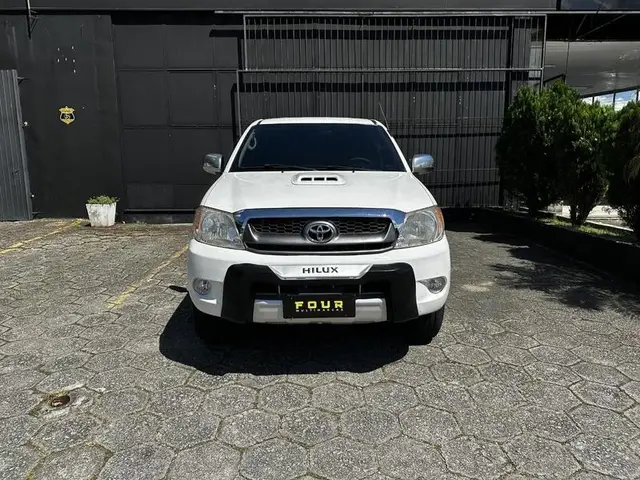Carro Toyota Hilux Cabine Dupla 2008 Hilux STD 4x4 2.5 (cab. dupla)