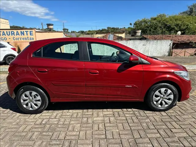 Carro Chevrolet Onix 2018 1.0 Joy SPE/4