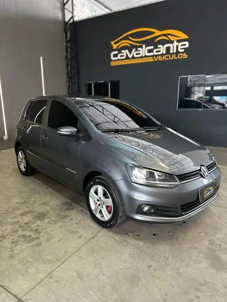 Carro Volkswagen Fox 2016 1.0 MPI Comfortline (Flex)