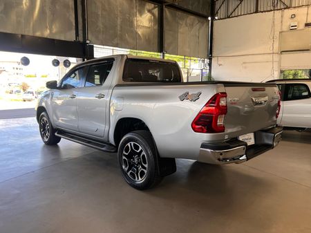 HiluxCabineDupla SRX 2.8 TDI CD 4x4 (Aut)