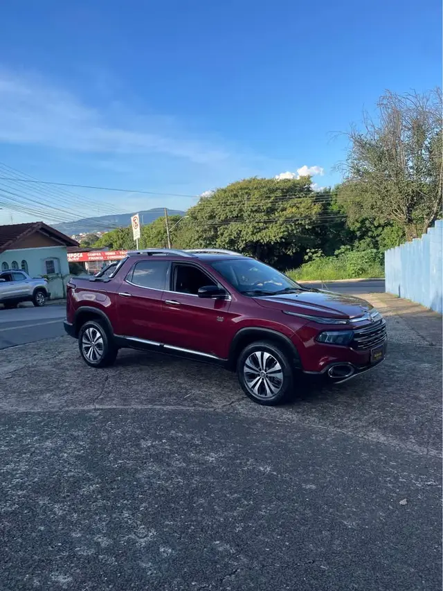 Carro Fiat Toro 2019 Volcano 2.0 diesel AT9 4x4