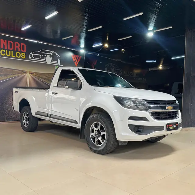 Carro Chevrolet S10 Cabine Simples 2019 S10 2.8 CTDi LS 4WD (Diesel)