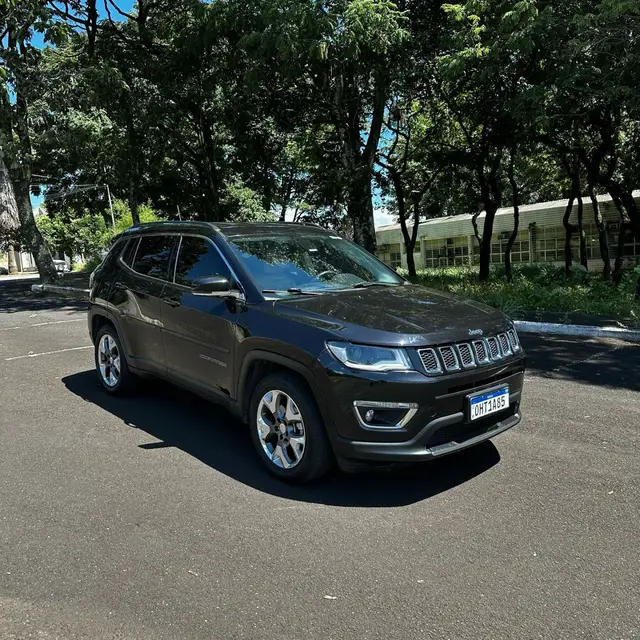 Carro Jeep Compass 2017 2.0 Limited (Aut) (Flex)